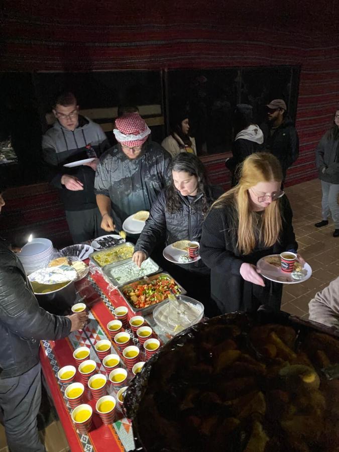 Готель Khazali Mountain Camp Ваді-Рам Екстер'єр фото